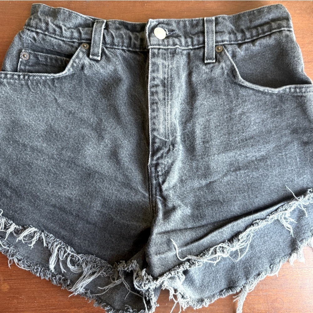 Levi's Classic High Rise Jean Short Cutoffs - Faded Black size 10